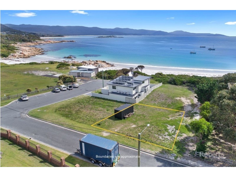 16 Chadwin Avenue, Bicheno TAS 7215