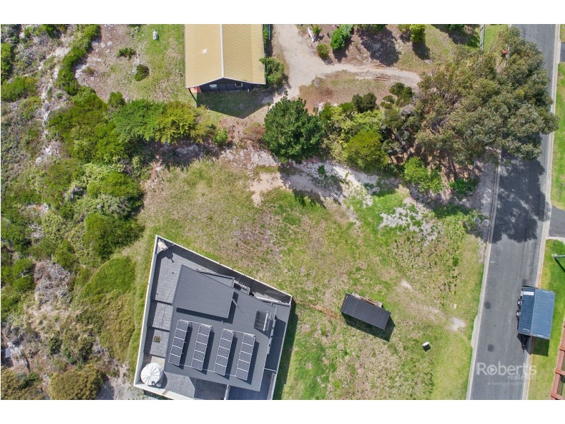 16 Chadwin Avenue, Bicheno TAS 7215