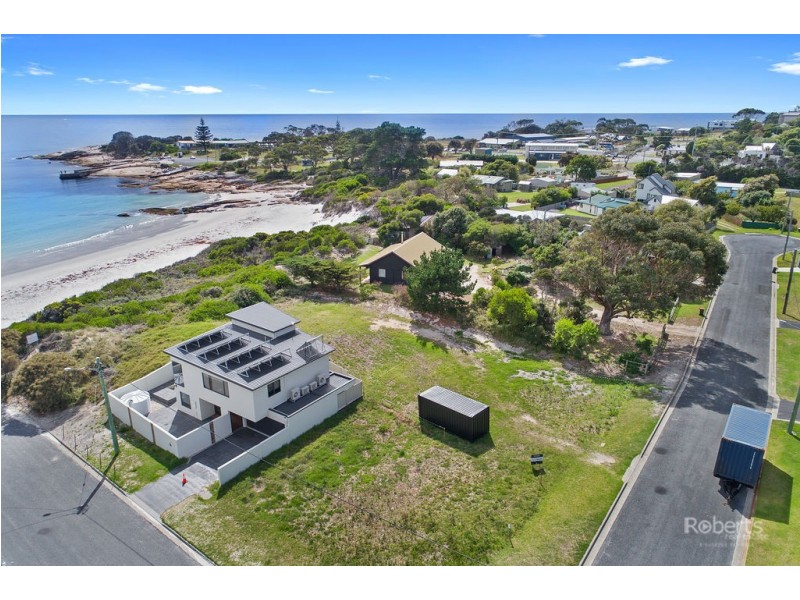 16 Chadwin Avenue, Bicheno TAS 7215