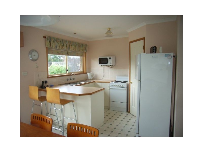 10-11a Charles St, Orford TAS 7190