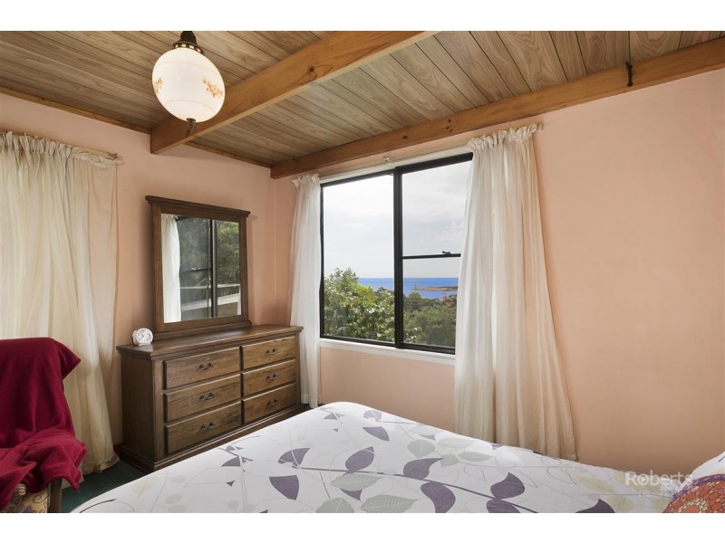 14 Nailer Avenue, Bicheno TAS 7215