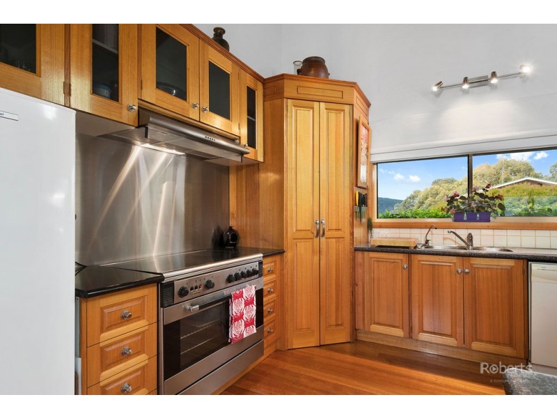 34 Douglas Street, Bicheno TAS 7215