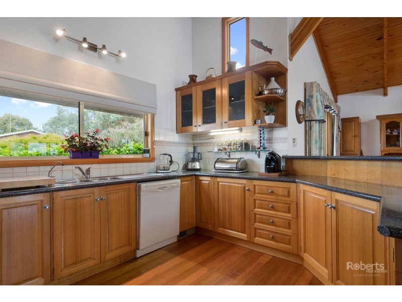 34 Douglas Street, Bicheno TAS 7215