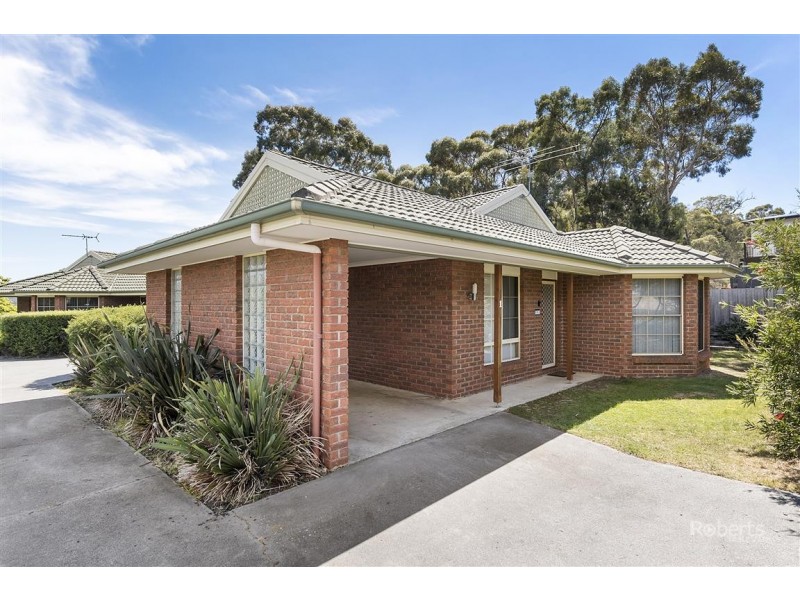 1 and 2/1 Bradley Drive, Coles Bay TAS 7215