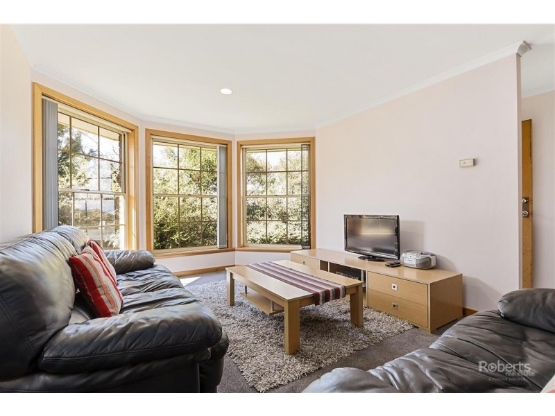 1 and 2/1 Bradley Drive, Coles Bay TAS 7215