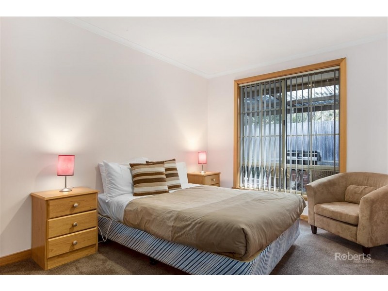 1 and 2/1 Bradley Drive, Coles Bay TAS 7215