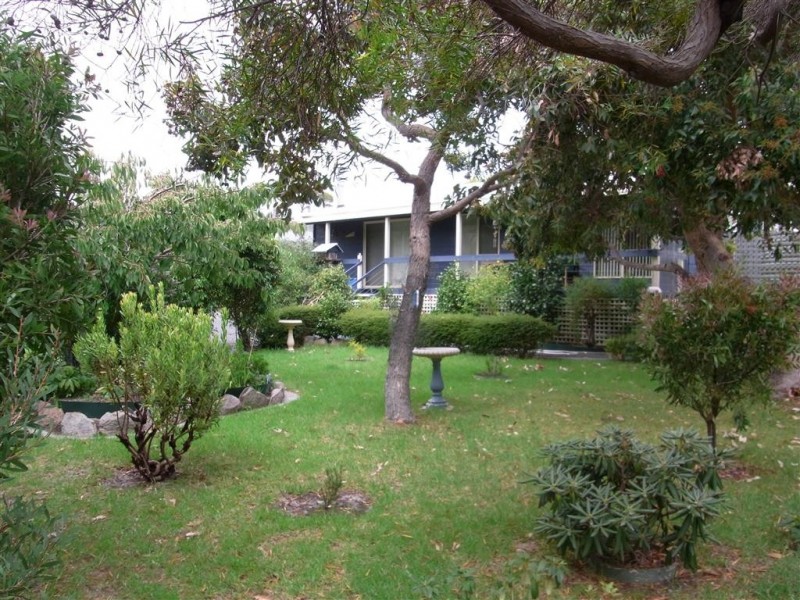 9 Hazards View Drive, Coles Bay TAS 7215