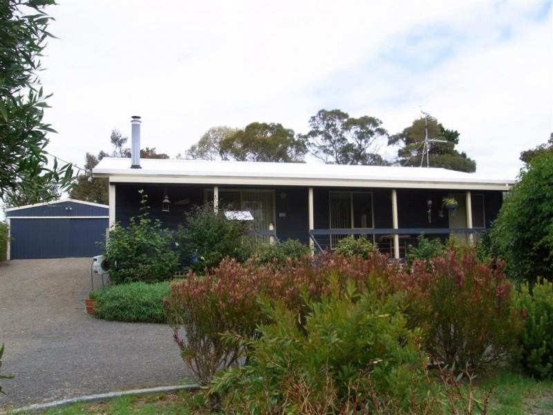 9 Hazards View Drive, Coles Bay TAS 7215