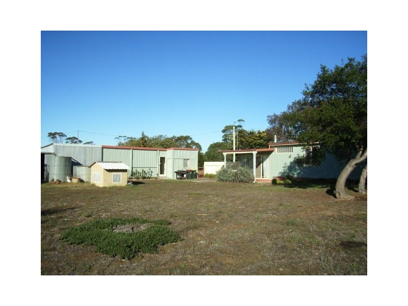 95 Dolphin Sands Rd, Swansea TAS 7190