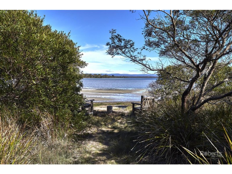 2008 Coles Bay Road, Coles Bay TAS 7215