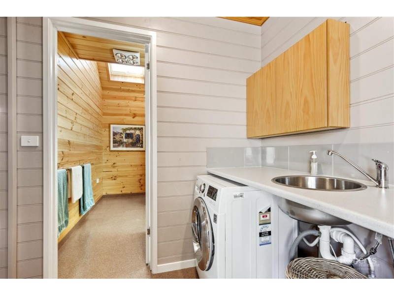 2008 Coles Bay Road, Coles Bay TAS 7215