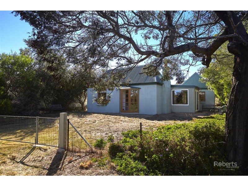 2008 Coles Bay Road, Coles Bay TAS 7215