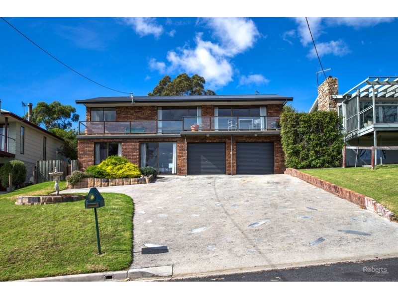 18 Highcrest Avenue, Binalong Bay TAS 7216