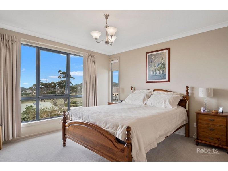 4 Diamond Waters Rise, Bicheno TAS 7215