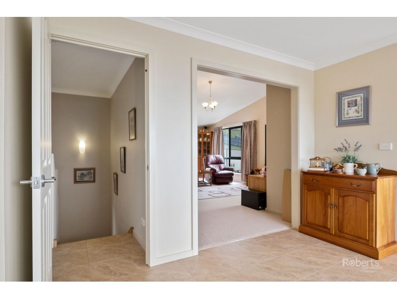4 Diamond Waters Rise, Bicheno TAS 7215