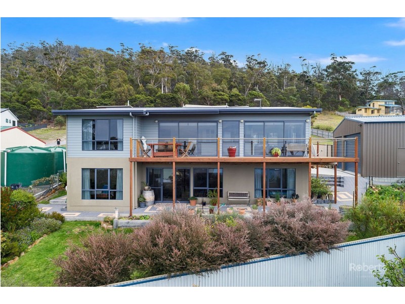 4 Diamond Waters Rise, Bicheno TAS 7215