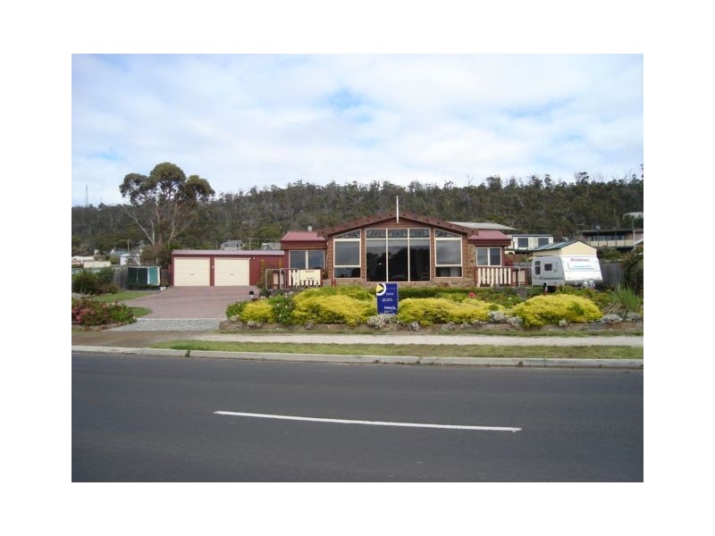 20 Tasman Highway, Bicheno TAS 7215