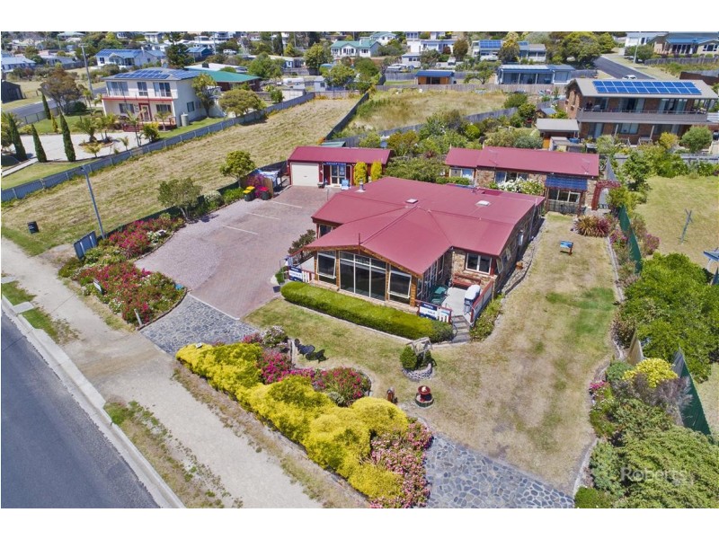 20 Tasman Highway, Bicheno TAS 7215