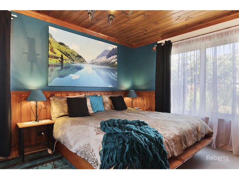 20 Tasman Highway, Bicheno TAS 7215