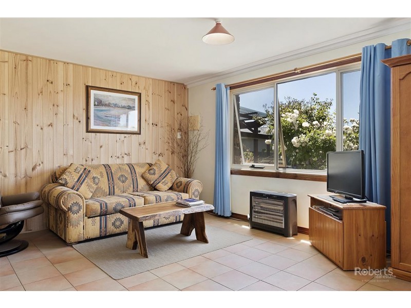 20 Tasman Highway, Bicheno TAS 7215