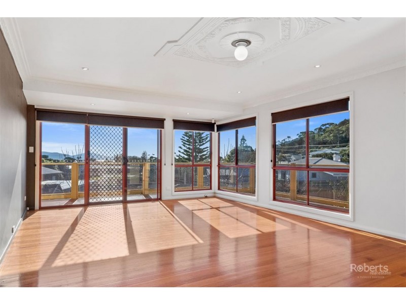 21 Fraser Street, Bicheno TAS 7215