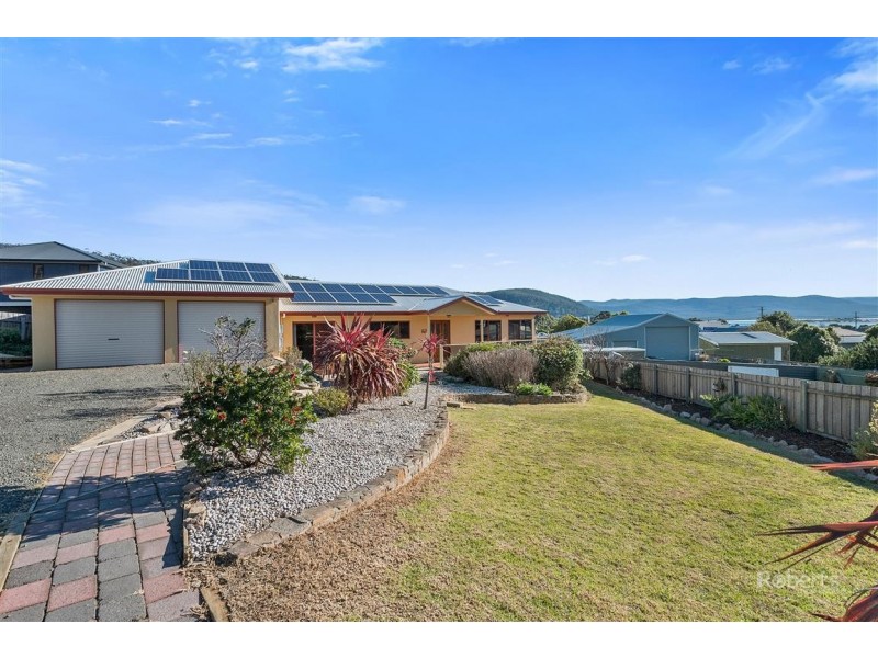 21 Fraser Street, Bicheno TAS 7215