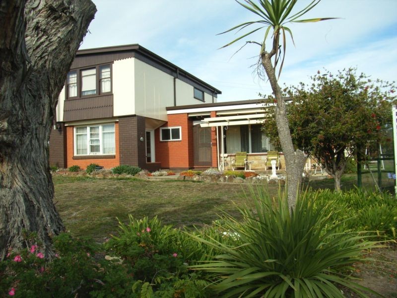 49 Gordon Street, Swansea TAS 7190