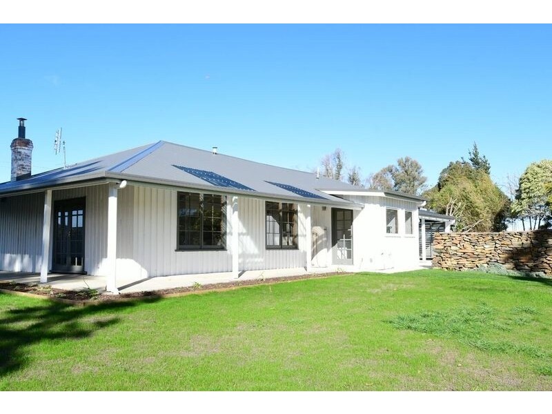 17269 Tasman Highway (Lilla Villa), Bicheno TAS 7215