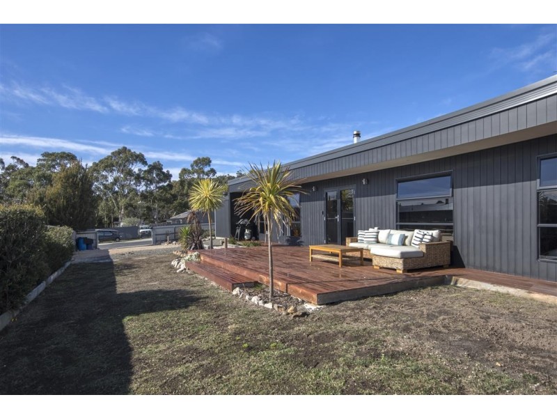 6 Rose Street, Bicheno TAS 7215