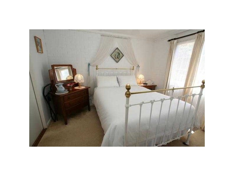 42 Gordon Street, Swansea TAS 7190