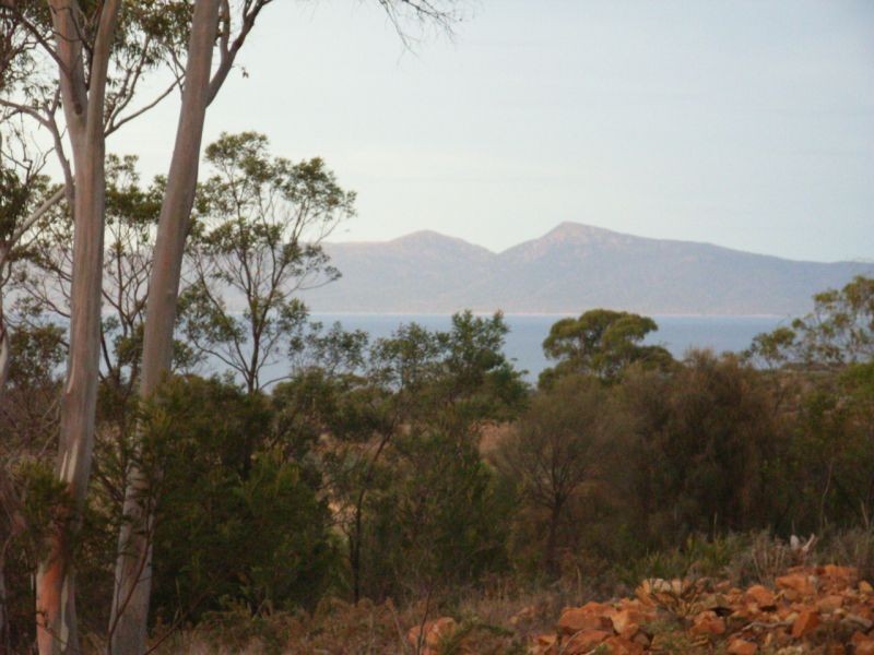 18 Burgess Street, Swansea TAS 7190