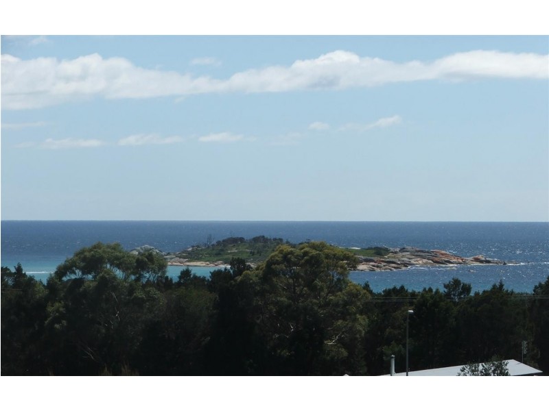 22 Wallace Avenue, Bicheno TAS 7215