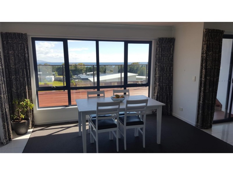 22 Wallace Avenue, Bicheno TAS 7215