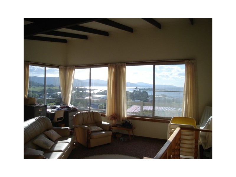 9 Nailer Avenue, Bicheno TAS 7215