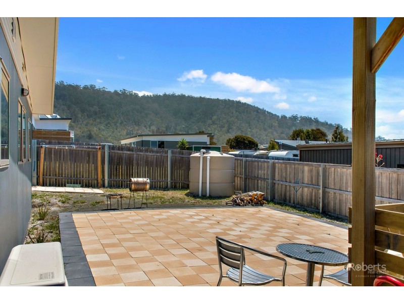 8 Rose Street, Bicheno TAS 7215