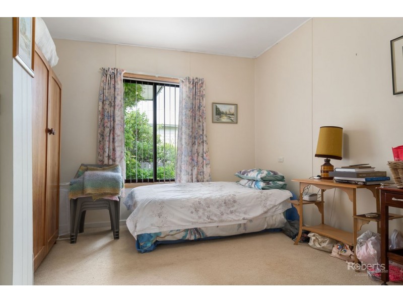 19 Shaw Street, Swansea TAS 7190