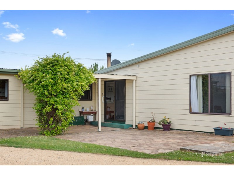 19 Shaw Street, Swansea TAS 7190