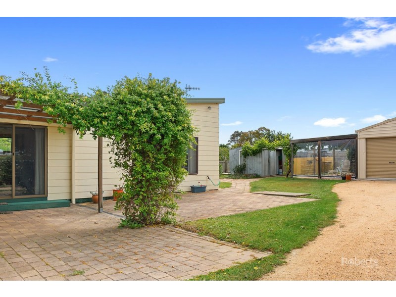 19 Shaw Street, Swansea TAS 7190
