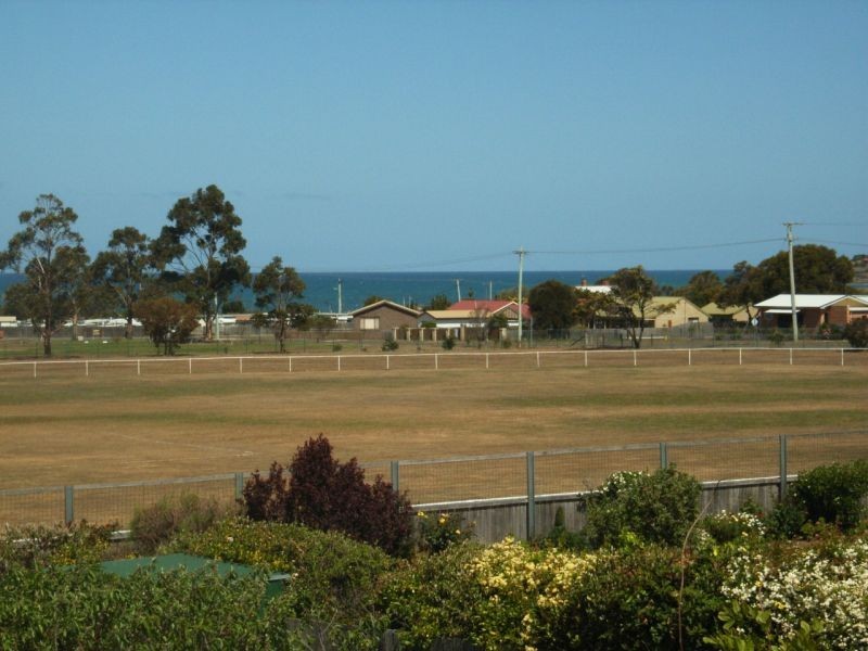 6 Victoria Street, Swansea TAS 7190