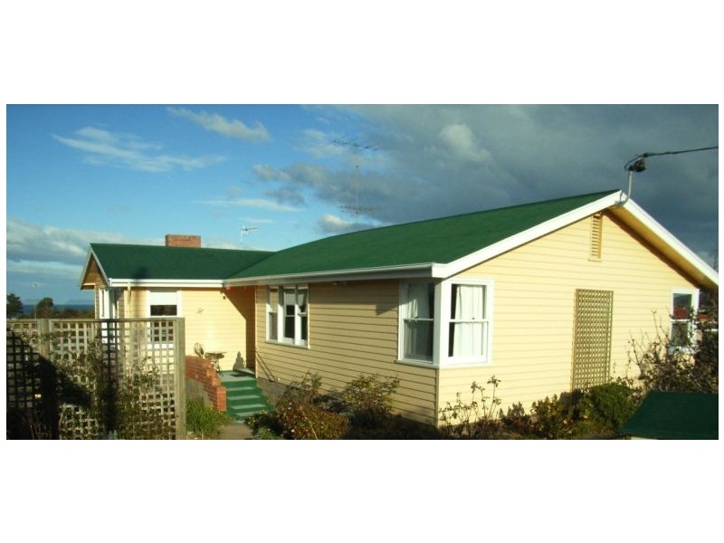 6 Victoria Street, Swansea TAS 7190