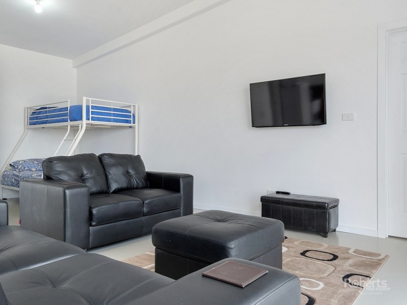 53 Oyster Bay Court, Coles Bay TAS 7215