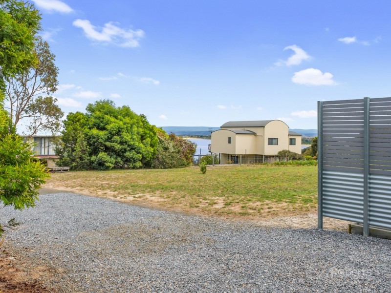 53 Oyster Bay Court, Coles Bay TAS 7215
