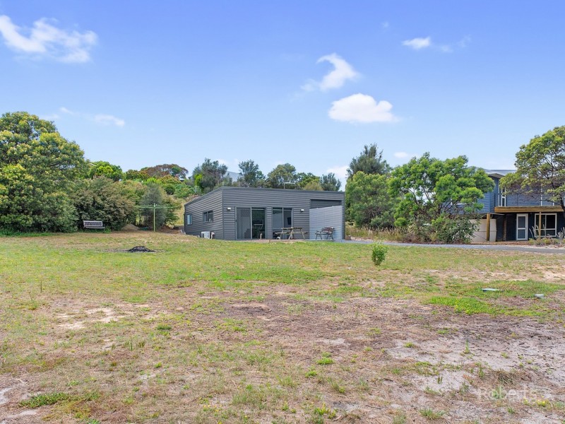 53 Oyster Bay Court, Coles Bay TAS 7215