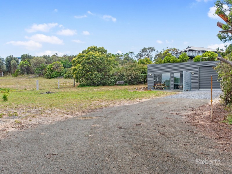 53 Oyster Bay Court, Coles Bay TAS 7215