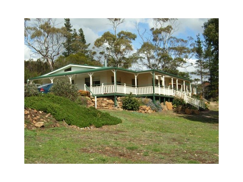 2 Burgess Street, Swansea TAS 7190