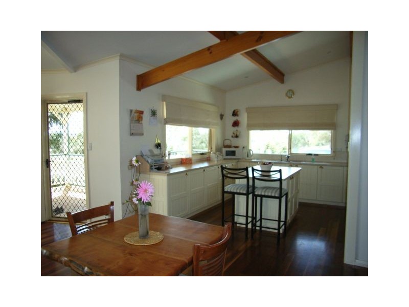 2 Burgess Street, Swansea TAS 7190