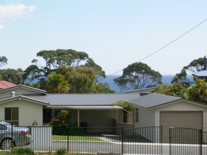 6 Makepeace Avenue, Bicheno TAS 7215