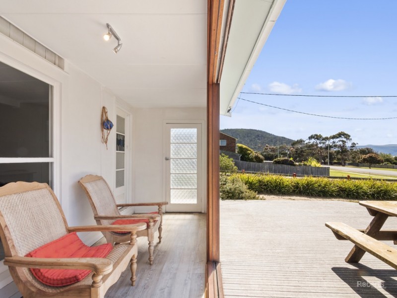 52 Tasman Highway, Bicheno TAS 7215