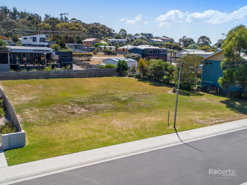8 Sunrise Drive, Bicheno TAS 7215