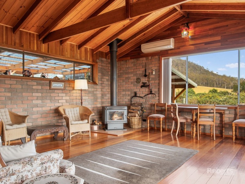 188 Tasman Highway, Bicheno TAS 7215